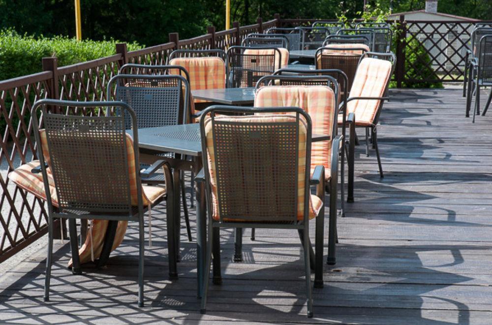 Hotel Radejov Knezdub Екстериор снимка