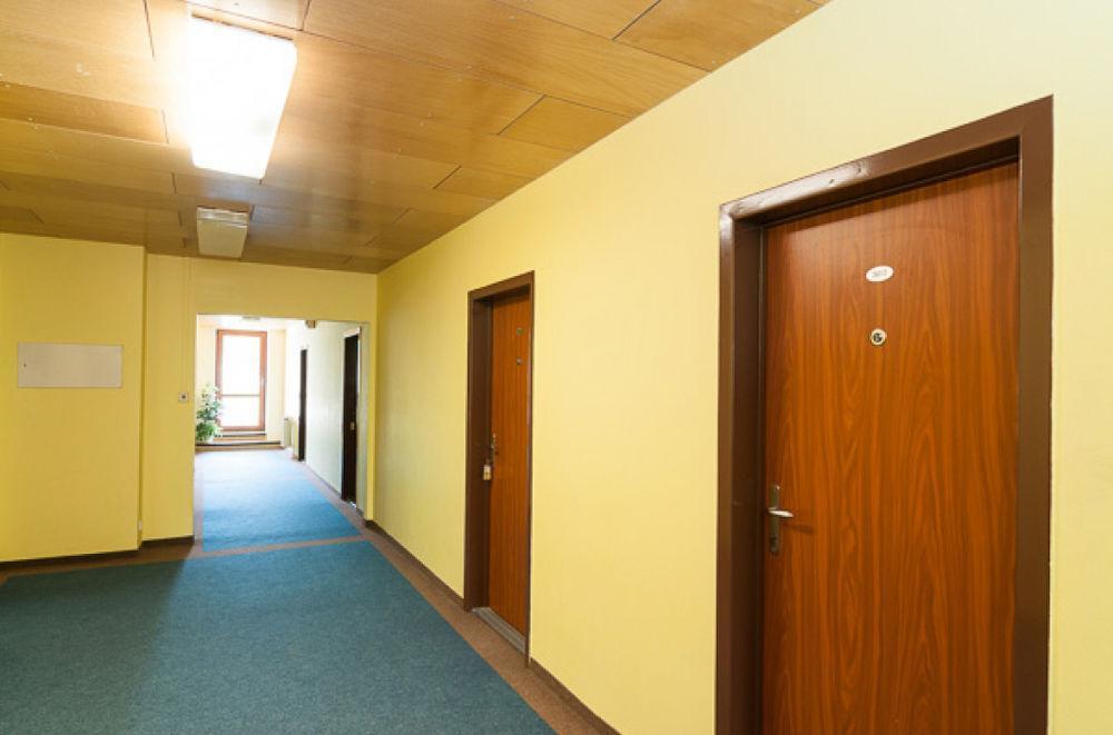 Hotel Radejov Knezdub Екстериор снимка