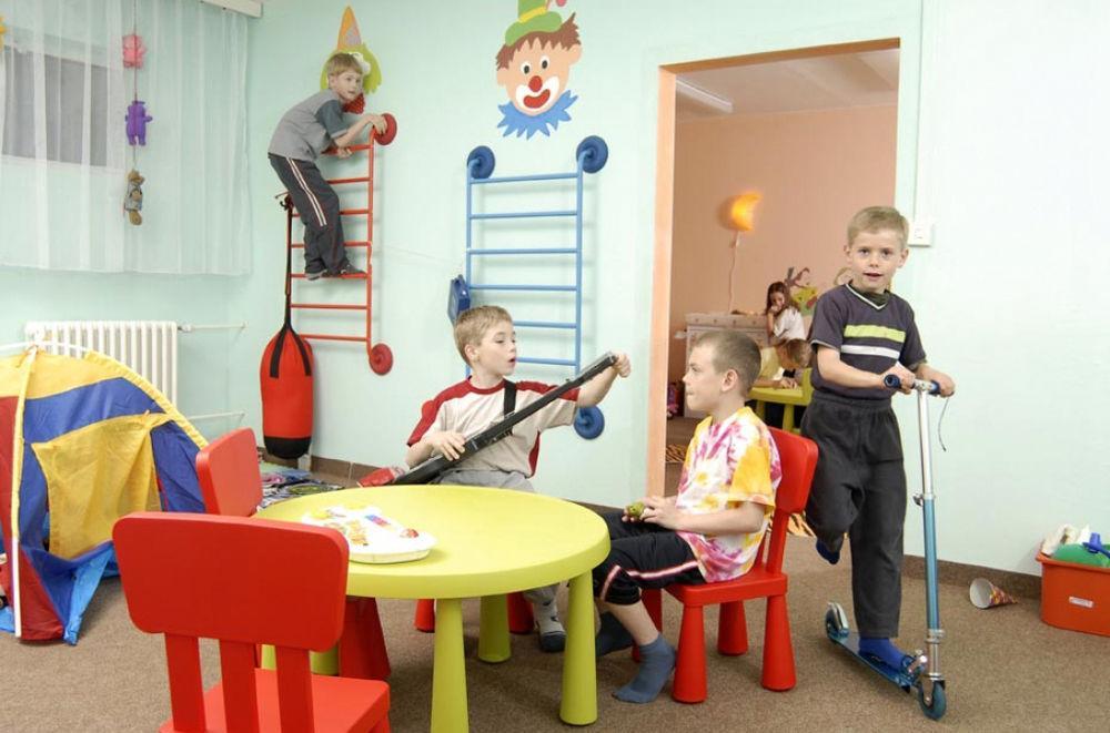 Hotel Radejov Knezdub Екстериор снимка